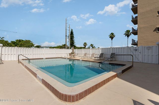 1525 S Atlantic Avenue 203, Cocoa Beach, FL 32931