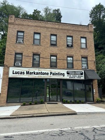 1202 Electric Ave, Braddock, PA 15112