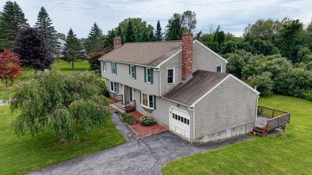 4 Henry Marsh Rd B, Oxford, MA 01540