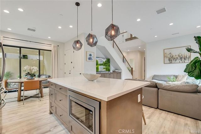 20831 W Acorn, Porter Ranch, CA 91326