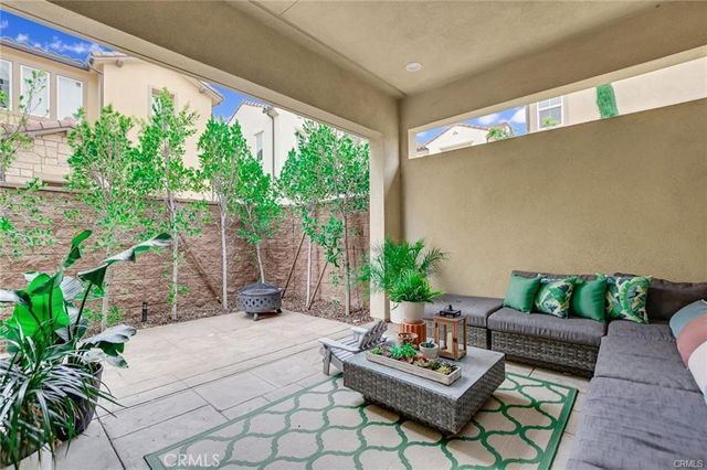 20831 W Acorn, Porter Ranch, CA 91326