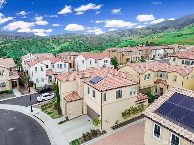 20831 W Acorn, Porter Ranch, CA 91326
