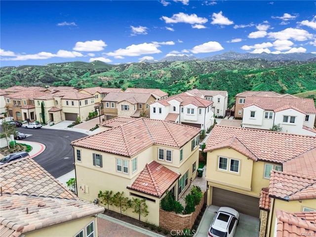20831 W Acorn, Porter Ranch, CA 91326