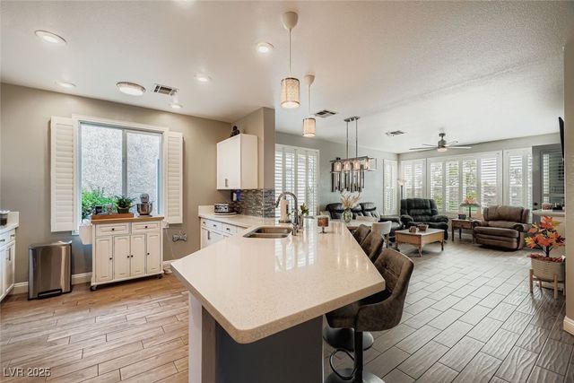 4826 Regalo Bello Street, Las Vegas, NV 89135