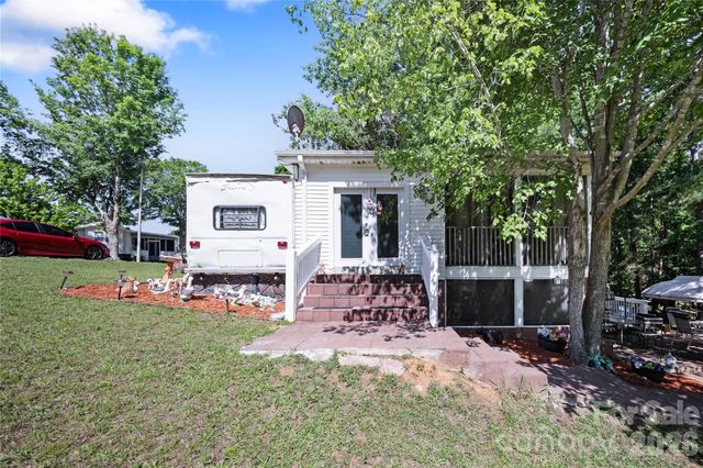 107 Dove Lane, New London, NC 28127