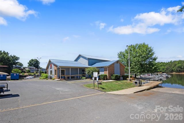 107 Dove Lane, New London, NC 28127
