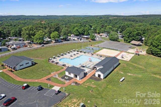 107 Dove Lane, New London, NC 28127