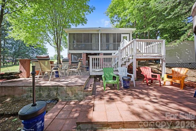107 Dove Lane, New London, NC 28127