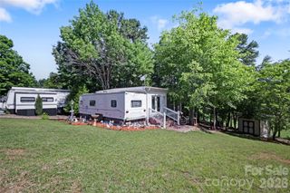 107 Dove Lane, New London, NC 28127