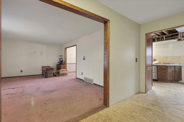 6175 Headley Road, Columbus, OH 43230