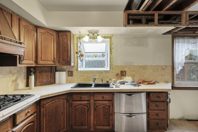 6175 Headley Road, Columbus, OH 43230