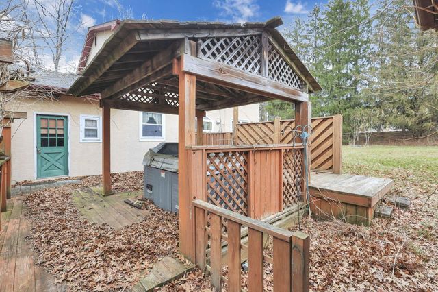 6175 Headley Road, Columbus, OH 43230