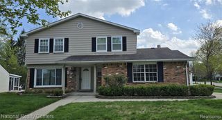 41757 Cherry Hill Road, Novi, MI 48375