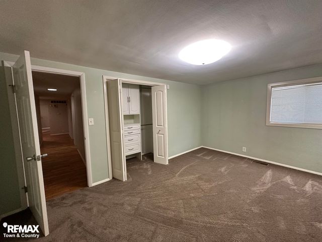 1137 S Graham Road, Flint Twp, MI 48532