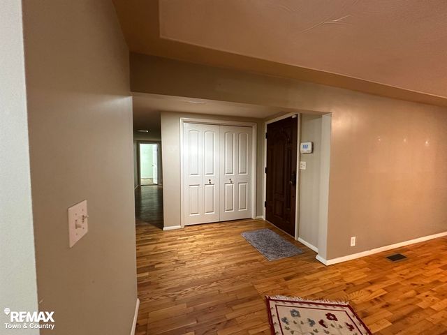 1137 S Graham Road, Flint Twp, MI 48532