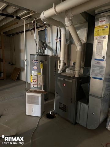 1137 S Graham Road, Flint Twp, MI 48532