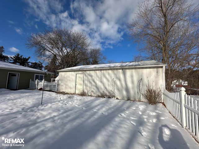 1137 S Graham Road, Flint Twp, MI 48532