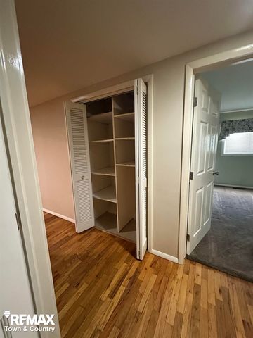 1137 S Graham Road, Flint Twp, MI 48532