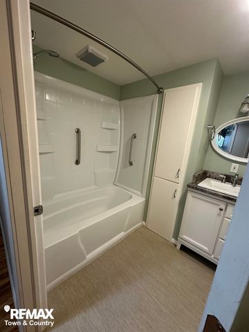 1137 S Graham Road, Flint Twp, MI 48532