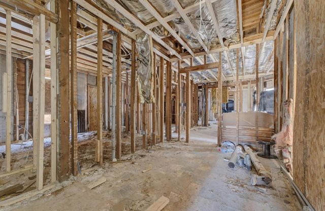 206 Maple AVENUE, Waukesha, WI 53186