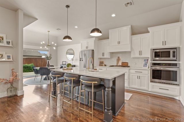 12528 S 75th East Avenue, Bixby, OK 74008