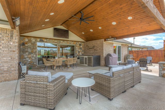 12528 S 75th East Avenue, Bixby, OK 74008
