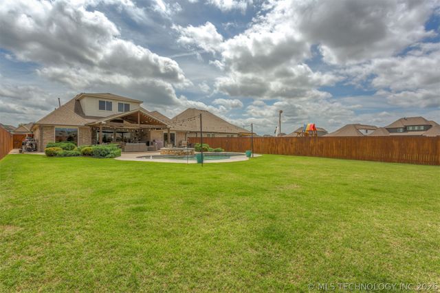 12528 S 75th East Avenue, Bixby, OK 74008