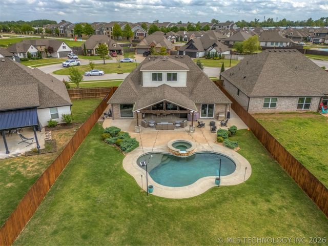 12528 S 75th East Avenue, Bixby, OK 74008