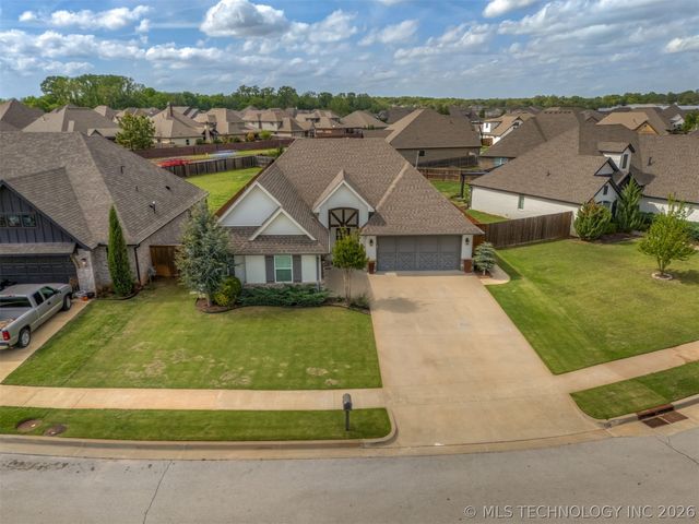 12528 S 75th East Avenue, Bixby, OK 74008