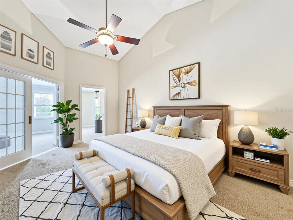 Image 34 of property listing at 10729 OAK GLEN CIRCLE, Orlando, FL 32817