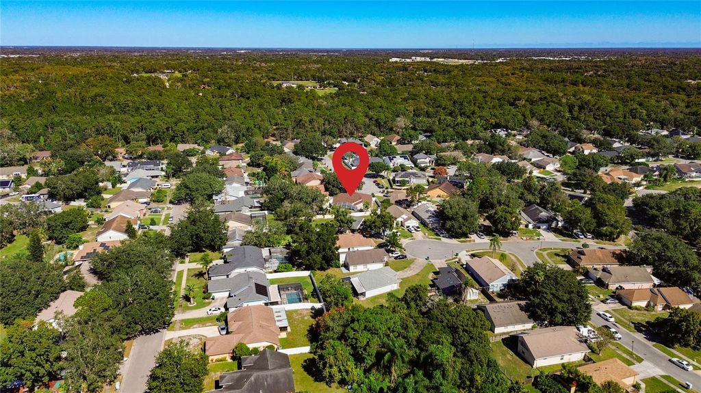 Image 41 of property listing at 10729 OAK GLEN CIRCLE, Orlando, FL 32817