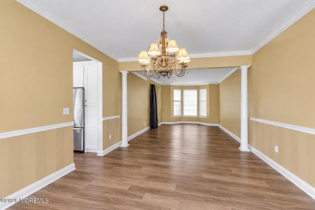 8 Cabin Brook Crescent Crest, Manchester, NJ 08759