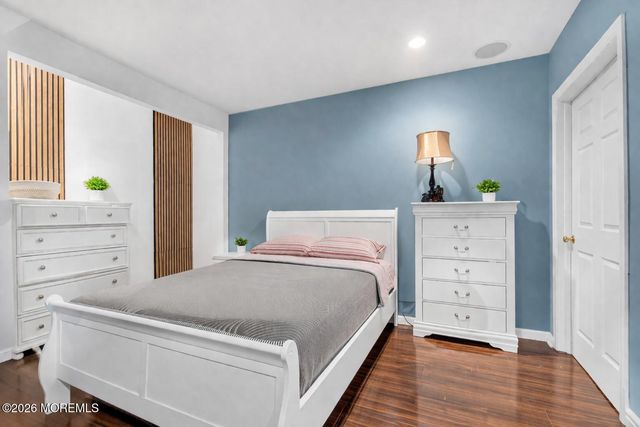 8 Cabin Brook Crescent Crest, Manchester, NJ 08759