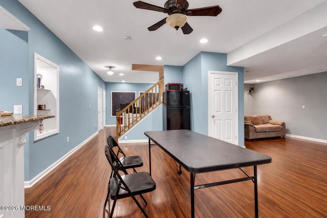 8 Cabin Brook Crescent Crest, Manchester, NJ 08759