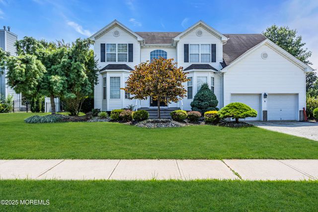 8 Cabin Brook Crescent Crest, Manchester, NJ 08759