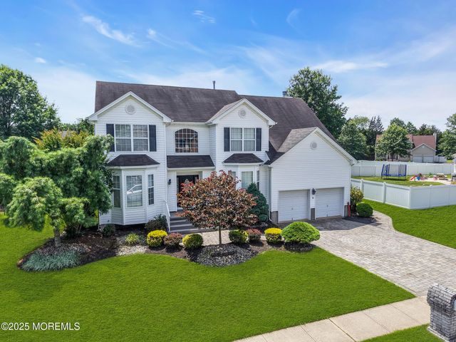 8 Cabin Brook Crescent Crest, Manchester, NJ 08759