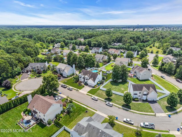 8 Cabin Brook Crescent Crest, Manchester, NJ 08759