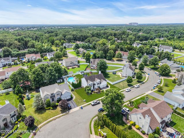 8 Cabin Brook Crescent Crest, Manchester, NJ 08759