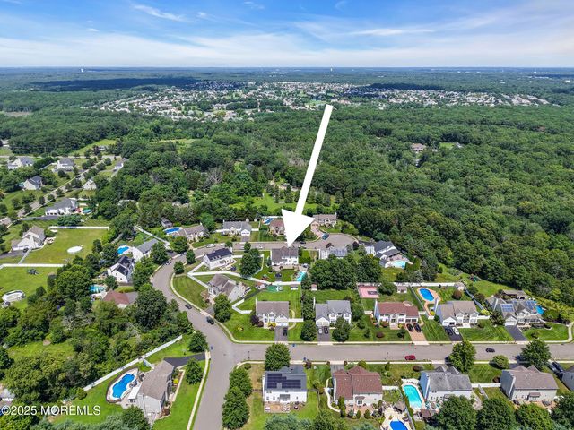 8 Cabin Brook Crescent Crest, Manchester, NJ 08759