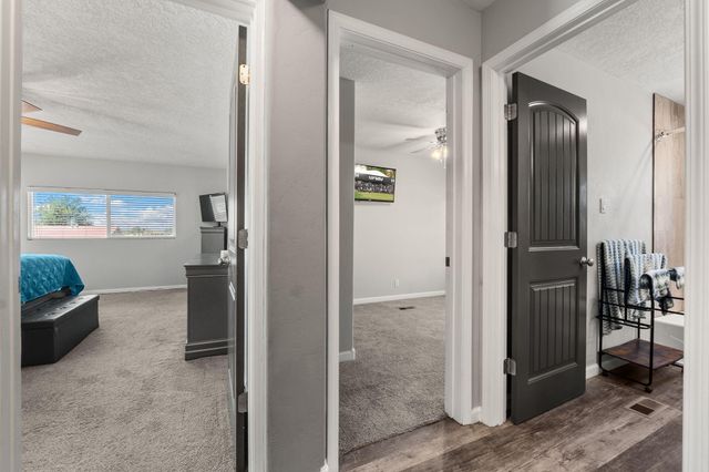 5373 RAGLIN Avenue SW, Albuquerque, NM 87121