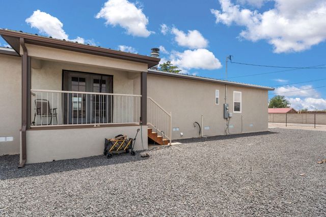 5373 RAGLIN Avenue SW, Albuquerque, NM 87121