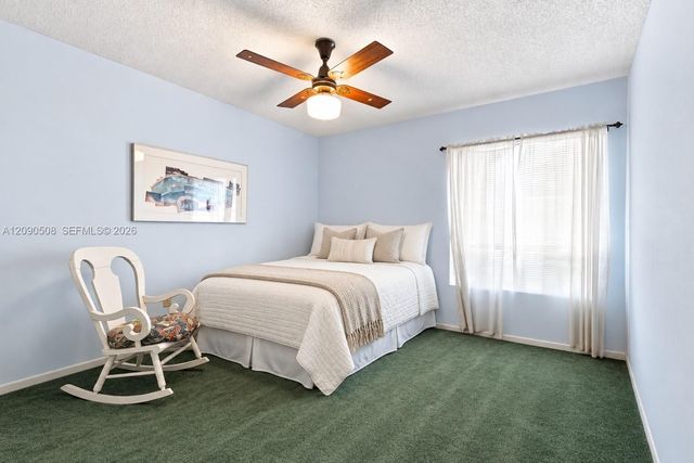 521 NW 78th Way, Plantation, FL 33324