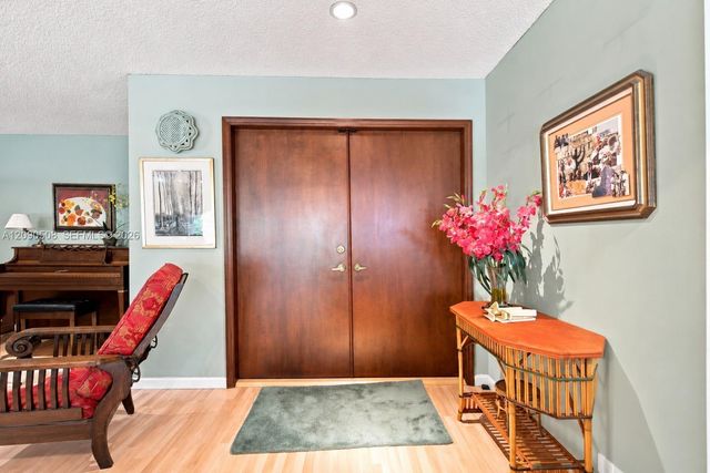 521 NW 78th Way, Plantation, FL 33324