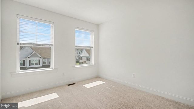125 LARRABEE WAY, Royersford, PA 19468