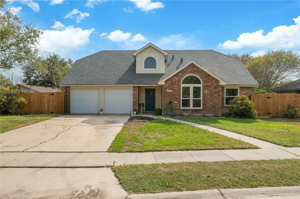 2714 Vancouver Dr, Corpus Christi, TX 78414 — photo 2