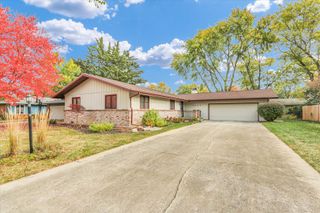 2208 Plymouth Drive, Champaign, IL 61821