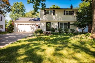 5 Lee Drive, Poland, OH 44514