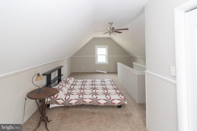 35 W HOLLY AVE, Oaklyn, NJ 08107