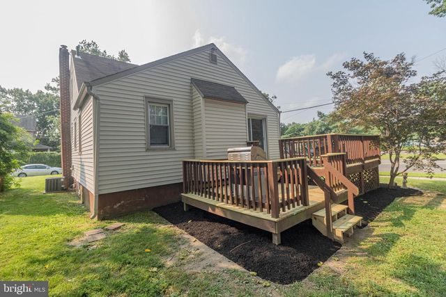 35 W HOLLY AVE, Oaklyn, NJ 08107