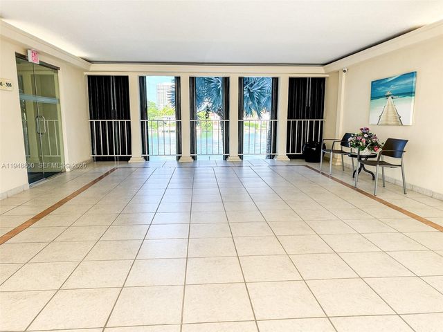 10101 E Bay Harbor Dr 504, Bay Harbor Islands, FL 33154